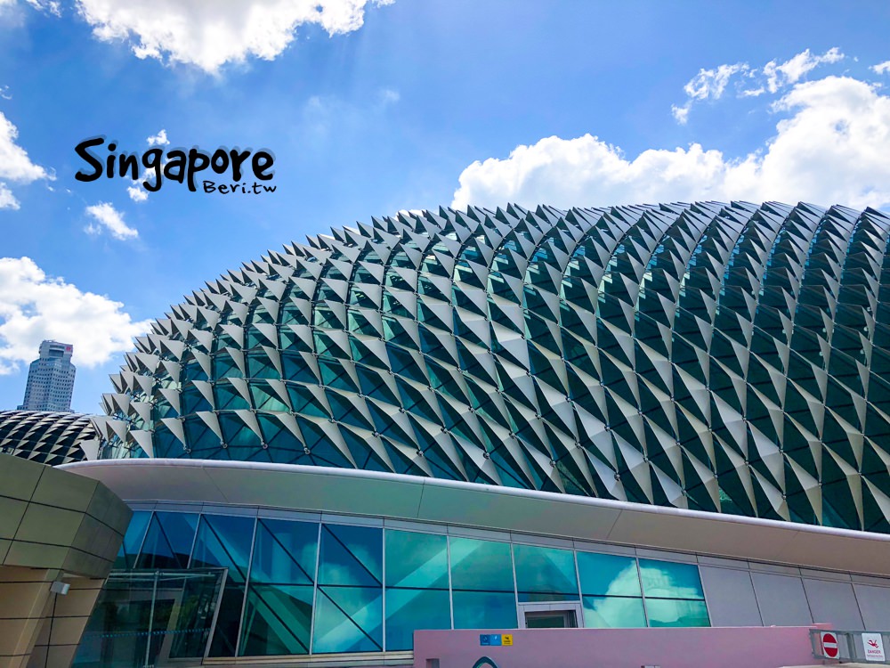 【新加坡】濱海藝術中心Esplanade (介紹/交通)，新加坡濱海灣上的大榴槤 @莓姬貝利 食事旅行