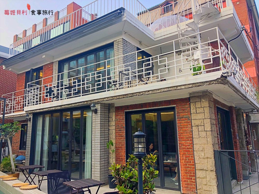 【韓國首爾】Cafe & other 泳池咖啡廳｜首爾林站超美咖啡廳｜聖水洞咖啡街