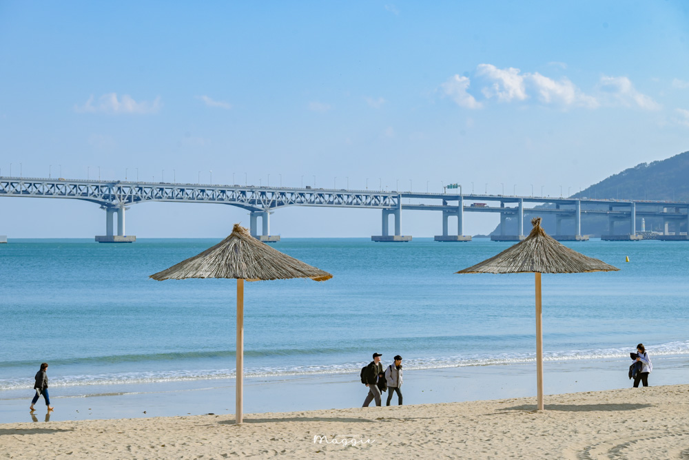 【釜山景點】廣安里海水浴場，釜山No.1看海景點，夢幻沙灘與廣安大橋夜景