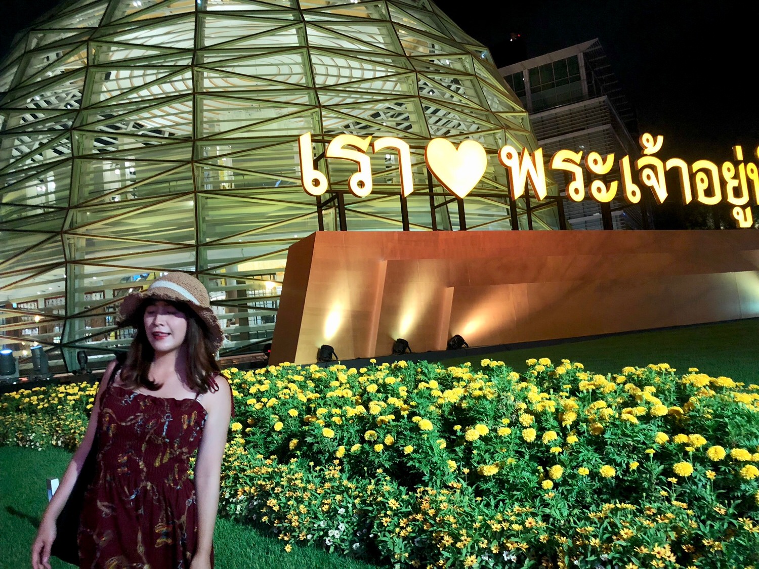 曼谷自由行》泰國曼谷夏天怎麼穿？五月份的曼谷輕旅行穿搭｜簡單休閒風格 輕鬆好駕馭
