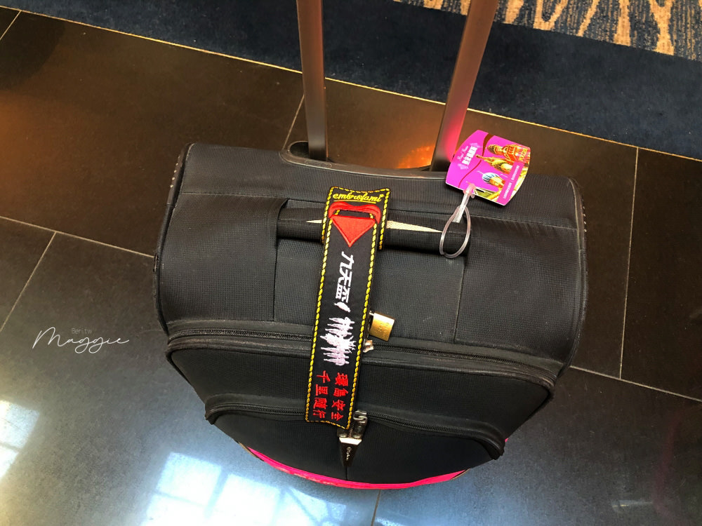 【出國旅行必備】超實用的客製化行李飄帶！臂章家族精緻刺繡飄帶，旅行不怕搞丟行李～