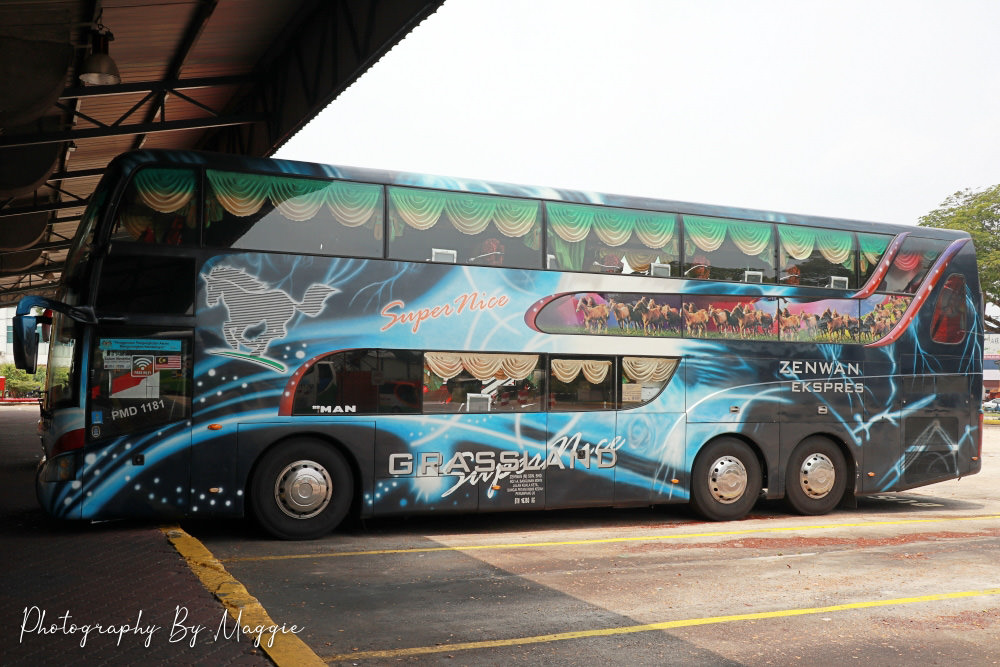 《新馬交通攻略》新加坡去吉隆坡搭巴士教學，教你如何購票、通關，草原快車初體驗