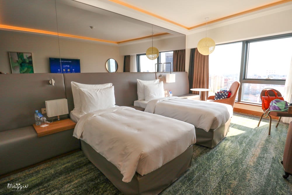 Radisson-Royal-Hotel-10