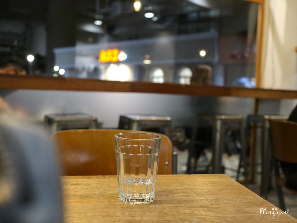 Angle-Cafe-11