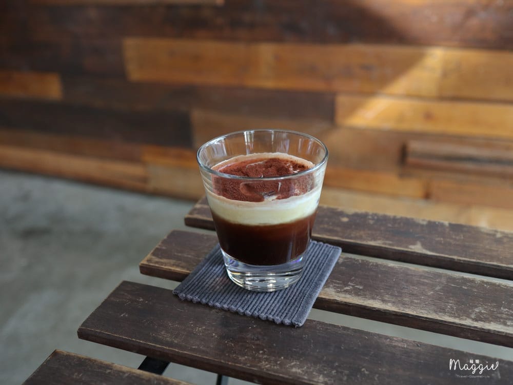 Angle-Cafe-7 Angle-Cafe-7