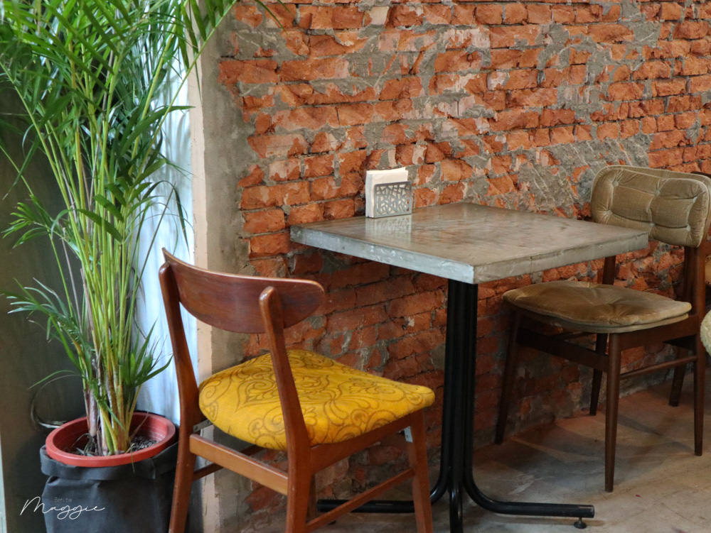 【信義安和咖啡廳】舒服生活Truffles Living，古董迷必訪的台北咖啡廳，沈浸於歐洲老件的魅力｜文昌街不限時咖啡｜大安區美食