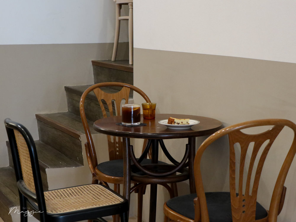 【桃園咖啡廳】燊咖啡Shen cafe文青復古風咖啡廳，十年老店新裝潢，不限時間氣氛安靜｜中正藝文特區咖啡｜桃園美食
