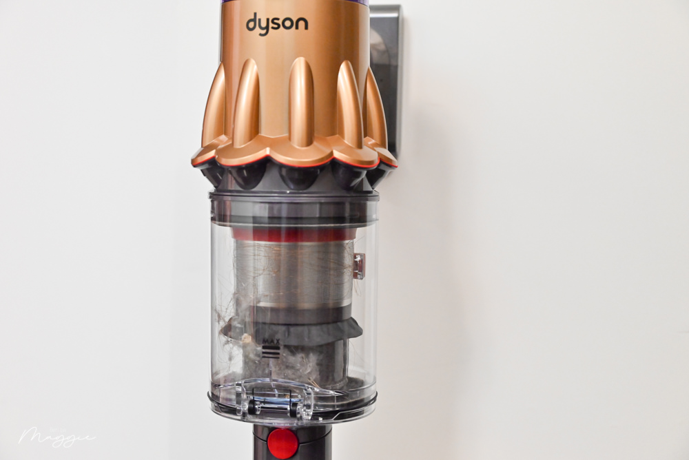 戴森Dyson吸塵器開箱｜輕量無線吸塵器Dyson Digital Slim Fluffy Pro，升級版Dyson無線吸塵器！更輕巧好掌握是居家夢幻逸品