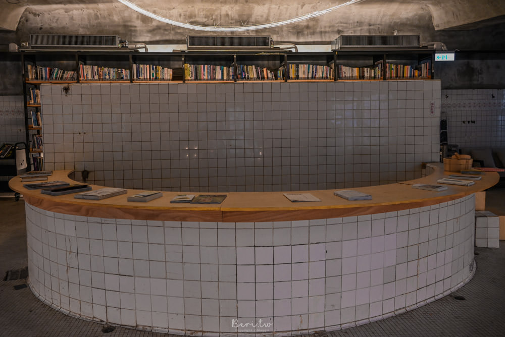 【松菸景點】不只是圖書館，日式澡堂大翻新！震撼五感的閱讀空間