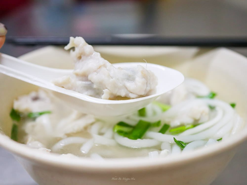 鹽埕區大溝頂虱目魚米粉湯-1