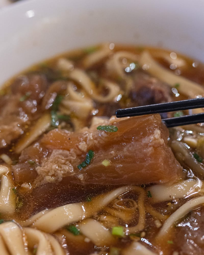 台北東區-天下三絕牛肉麵-18