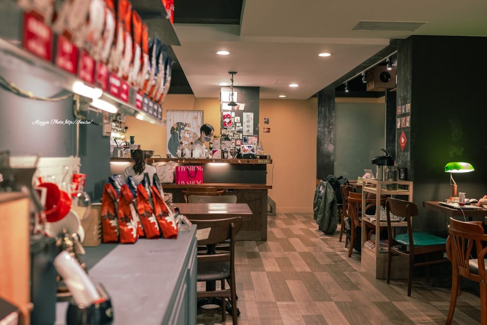 聞山咖啡永春有貓店-18