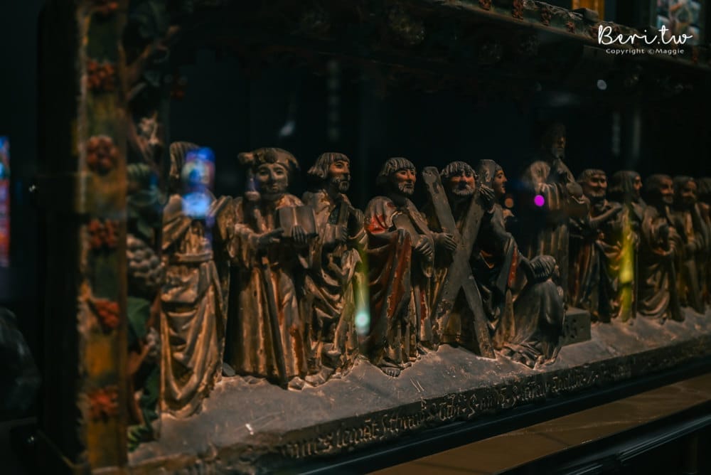 MUSEUM-WORLD-RELIGIONS-4878