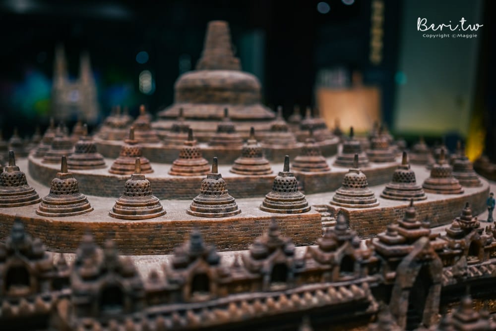 MUSEUM-WORLD-RELIGIONS-4894