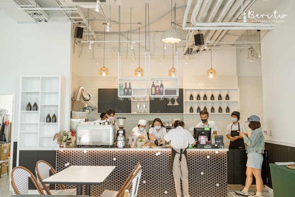 black-ruru-cafe-4