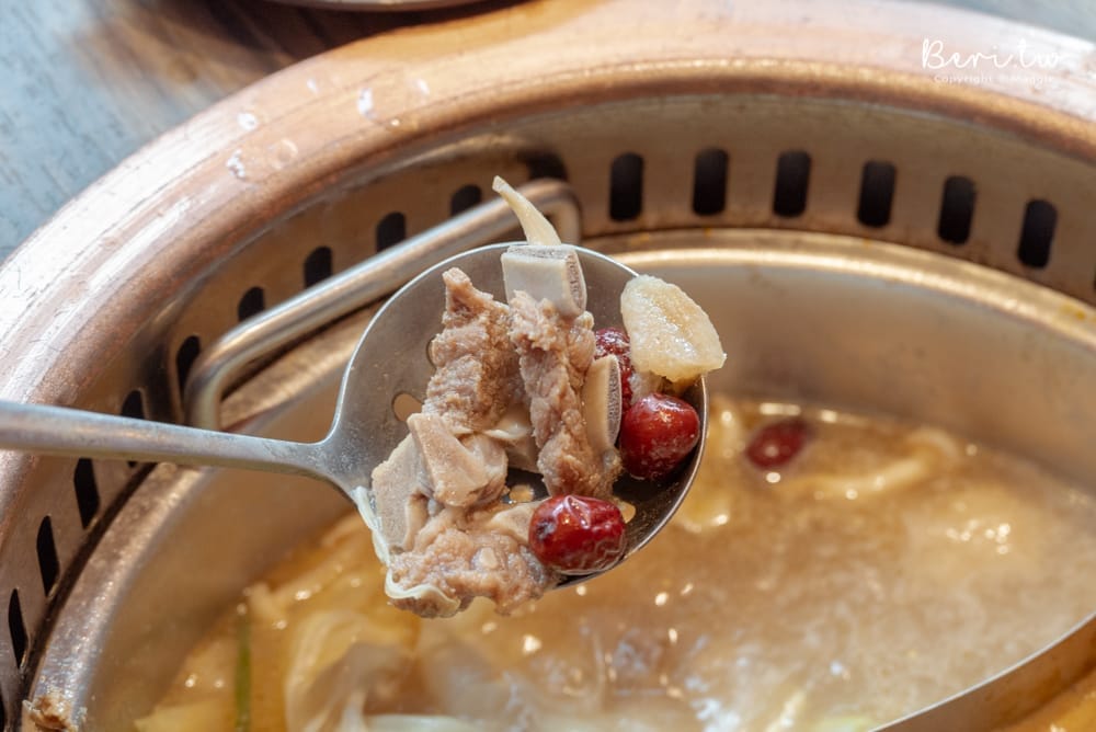 辛巴適麻辣火鍋-52 辛巴適麻辣火鍋-52