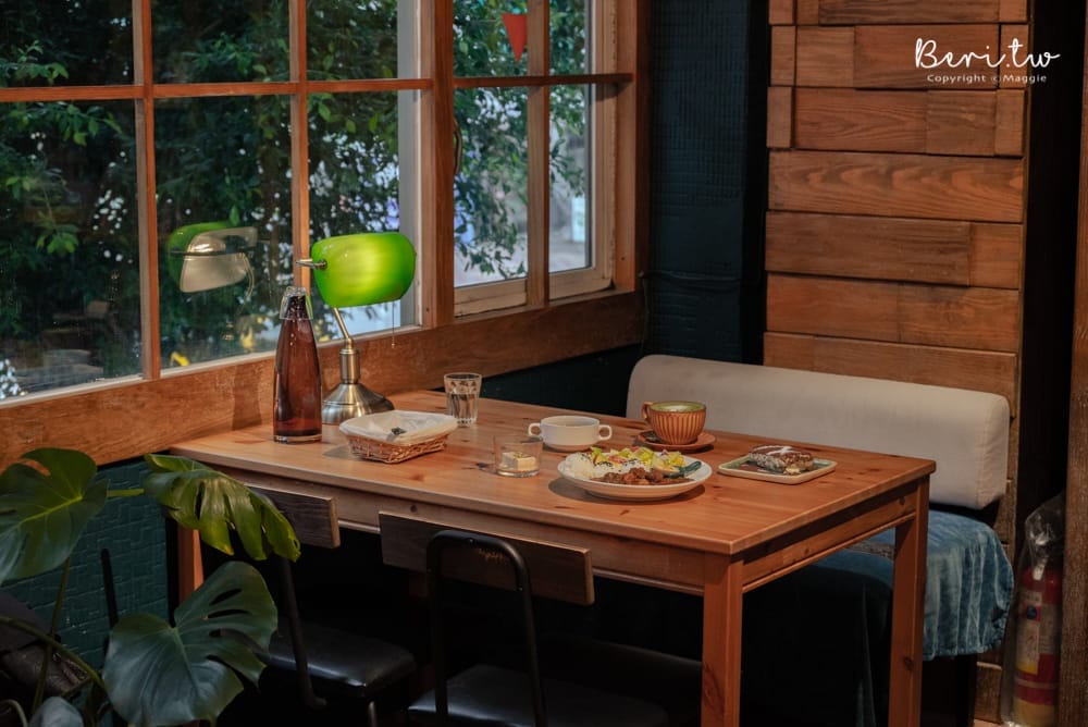 窗邊Cafe-7