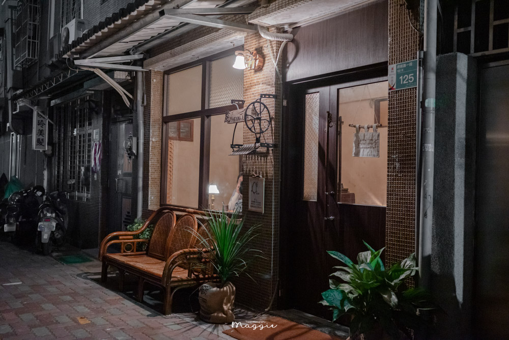 【台南中西區】䖙Thenn Leh巷弄神秘咖啡廳酒吧，可坐可躺可睡不限時