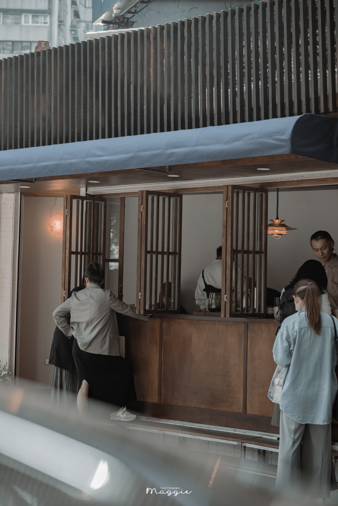【台北東區】熙岸珈琲所，日式侘寂風外帶咖啡店，都市裡純粹的靠岸