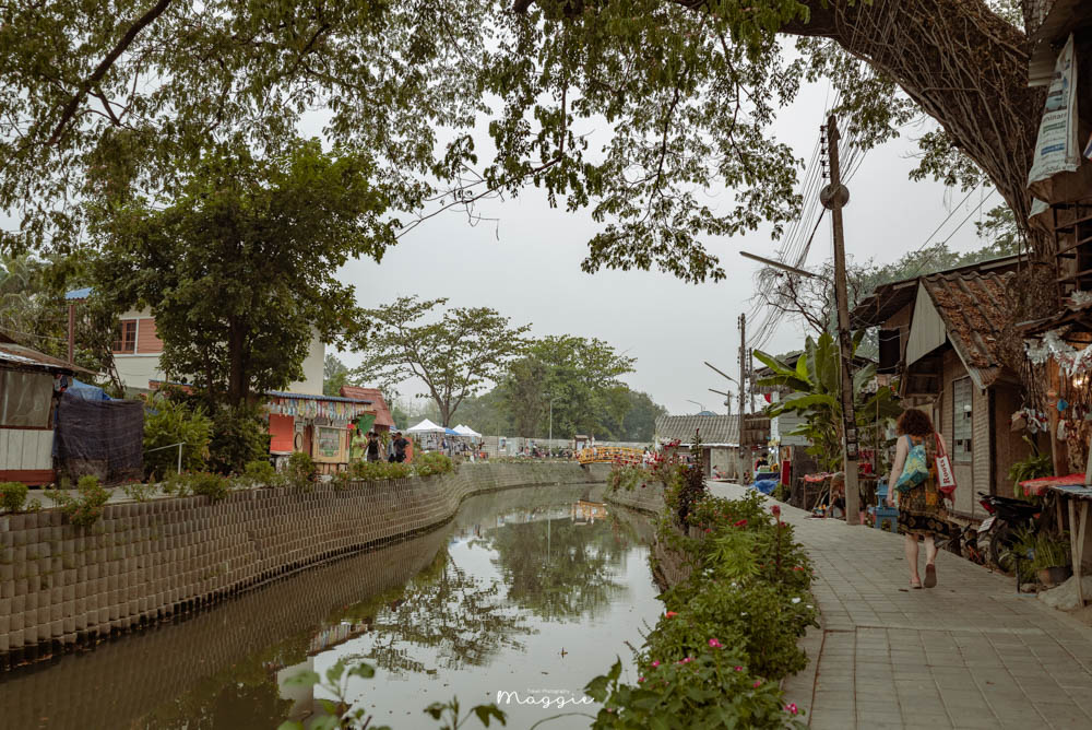 【清邁最新景點】湄卡運河，河道旁的文青市集，日式主題村莊越晚越熱鬧