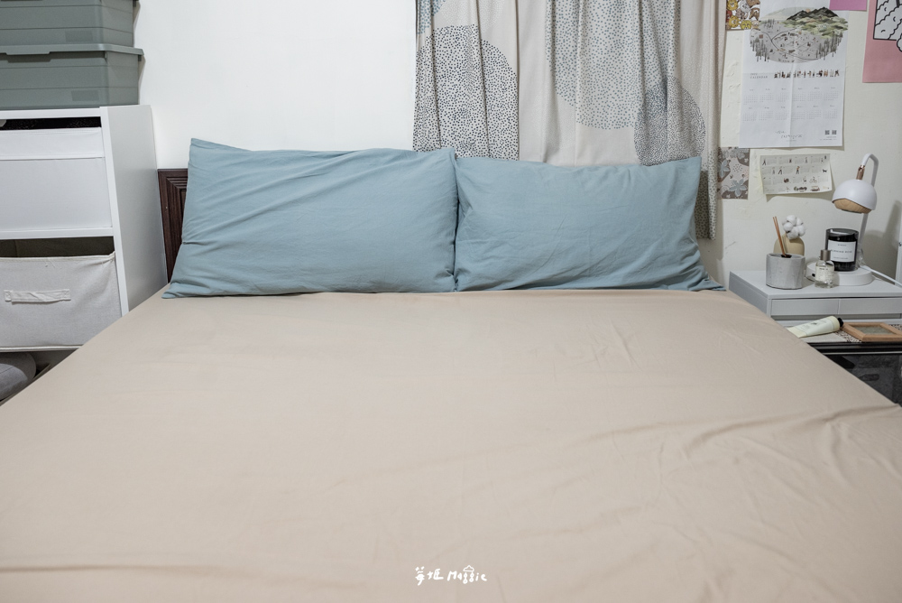 【乳膠床墊推薦】班尼斯馬來西亞純天然乳膠床墊評價，小資女租屋床墊開箱與試躺