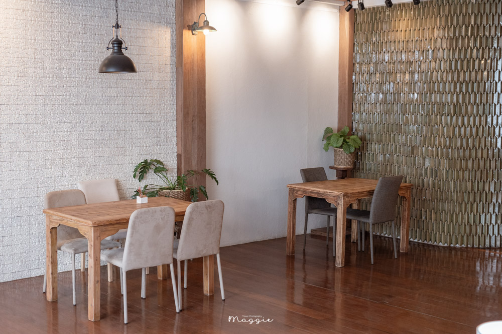 【泰國清邁】The Story 106 會說故事的老屋咖啡廳，塔佩門附近 治癒系原木感空間