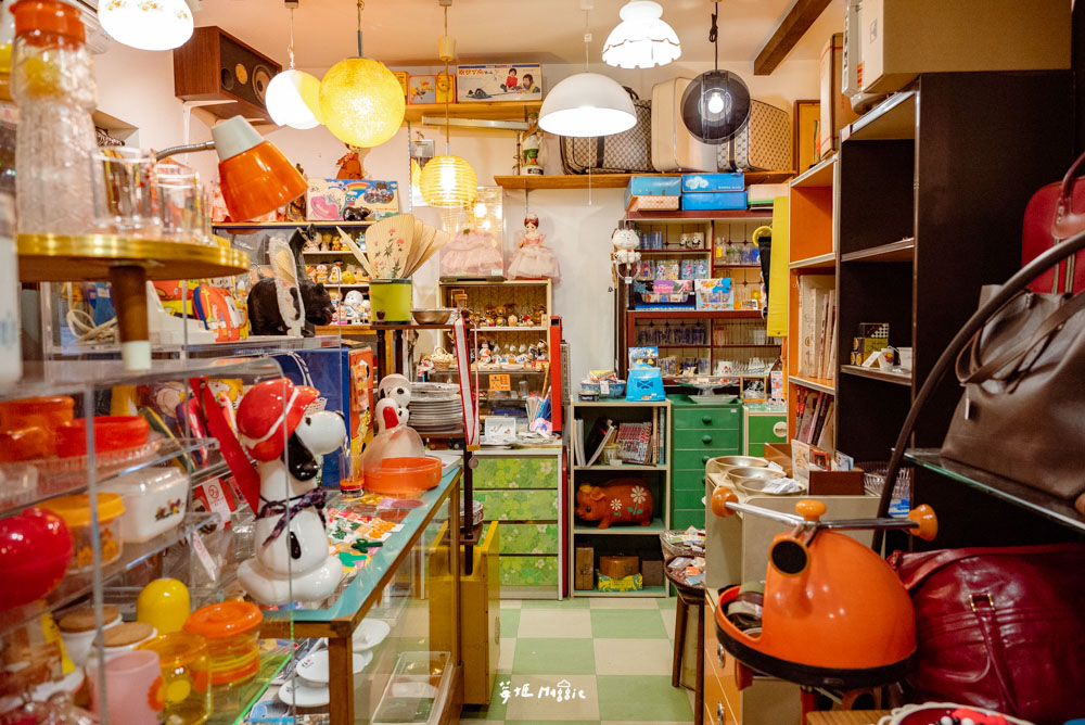 【大阪景點】green pepe 中崎町必逛懷舊古物店，昭和時空裡的古著屋