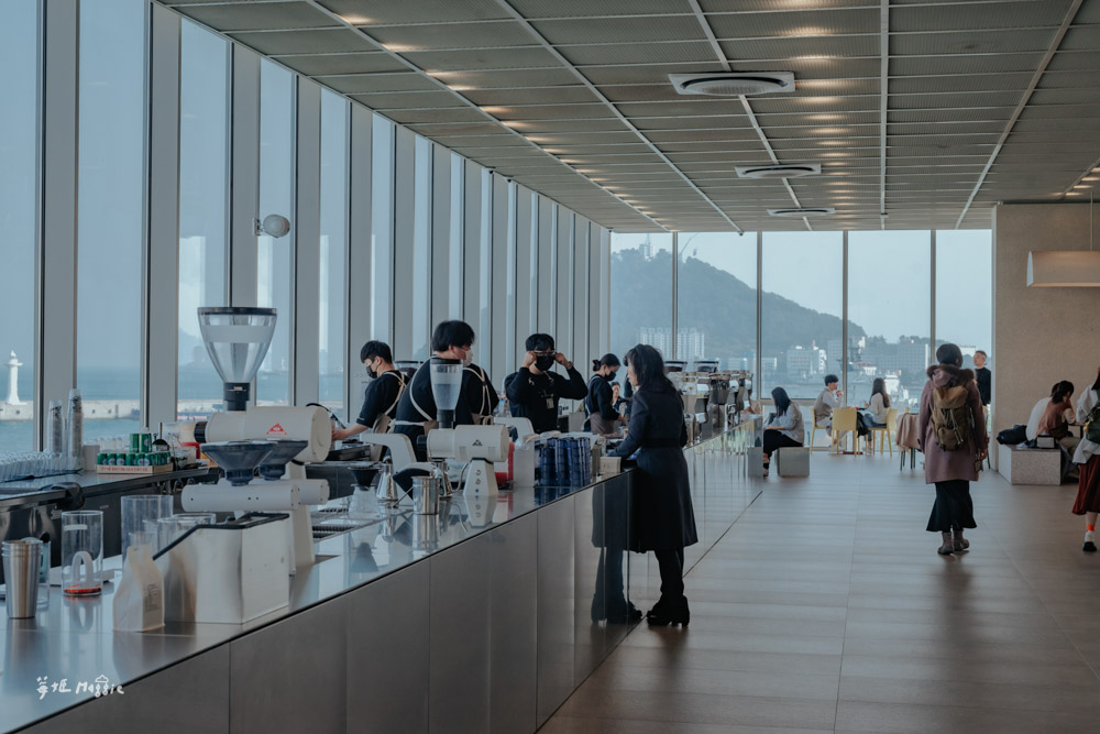 【釜山影島】P.ARK CAFE 海景第一排複合式咖啡廳，眺望釜山港與五六島