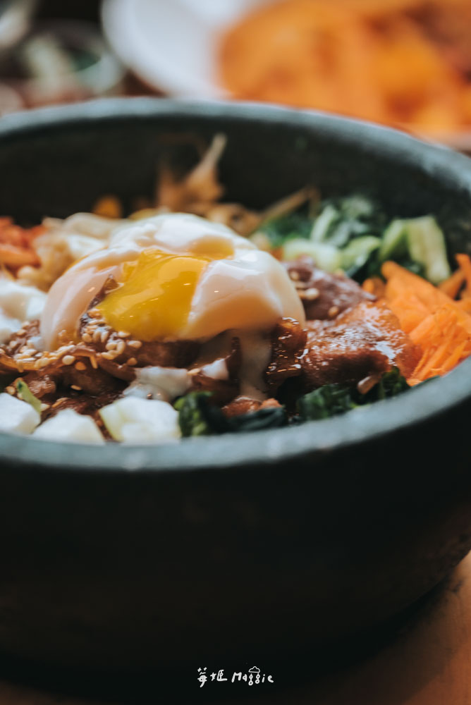 中山站「四米大石鍋拌飯專賣」正宗韓式料理，多人套餐一網打盡韓國經典風味