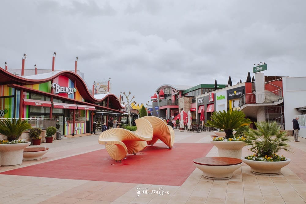 Las-Rozas-Village-31