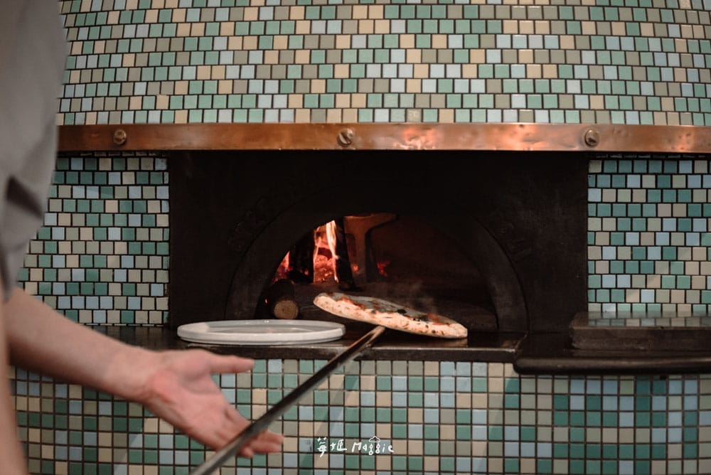 banco-pizza-76