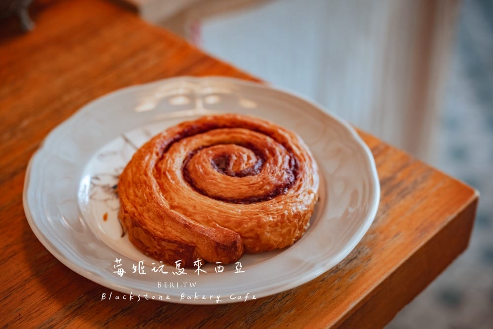 Blackstone-Bakery-Cafe9-1