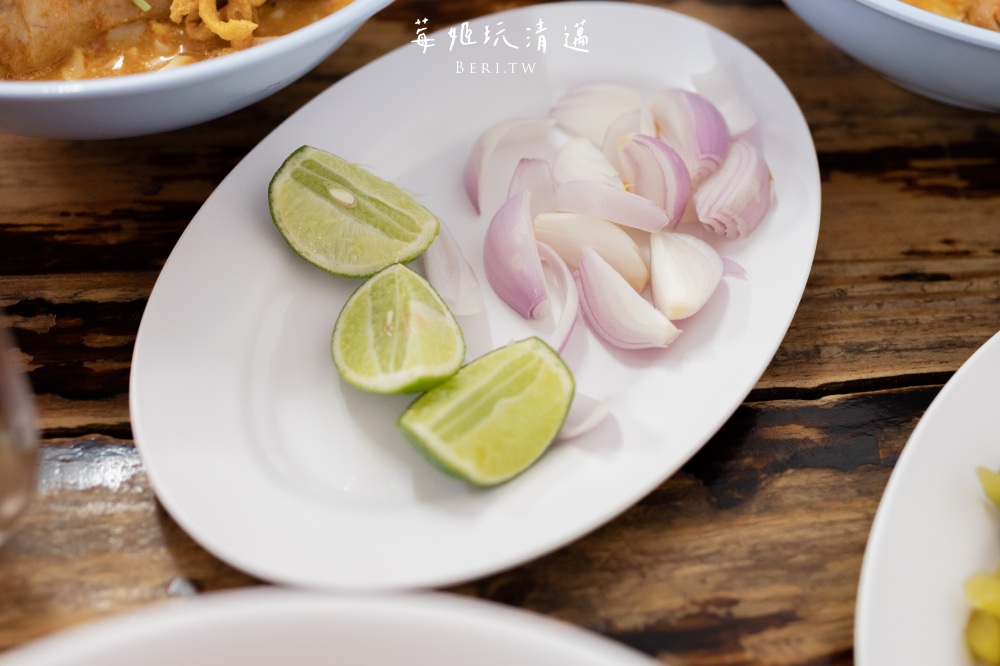 【清邁美食】泰北咖哩湯麵Khao Soi Mae Sai 米其林推薦平價小吃