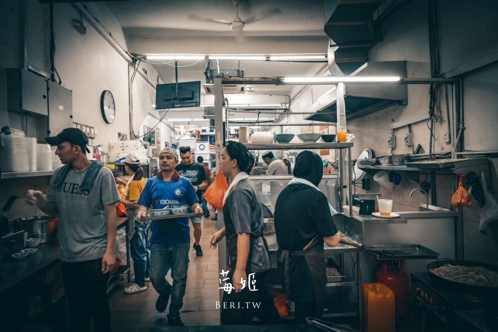 Mee-Tarik-Restoran10