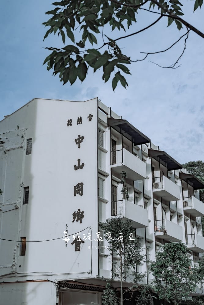 The-Zhongshan-Building13