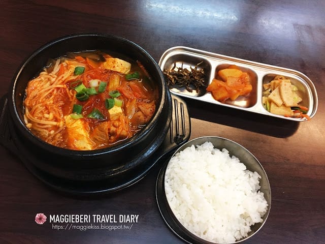 【台北美食】內湖平價韓式料理~裴老師家常飯,韓國傳統料理的味道! 靠近西湖市場 - 第18張圖 【台北美食】內湖平價韓式料理~裴老師家常飯,韓國傳統料理的味道! 靠近西湖市場