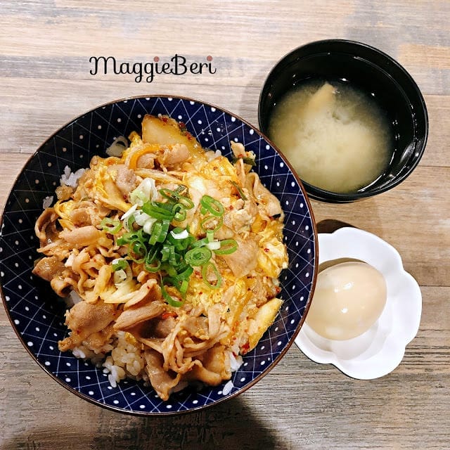 【台北美食】餓鬼食堂(大直)｜超美味的日式丼飯，平價好吃！靠近實踐大學 校園美食