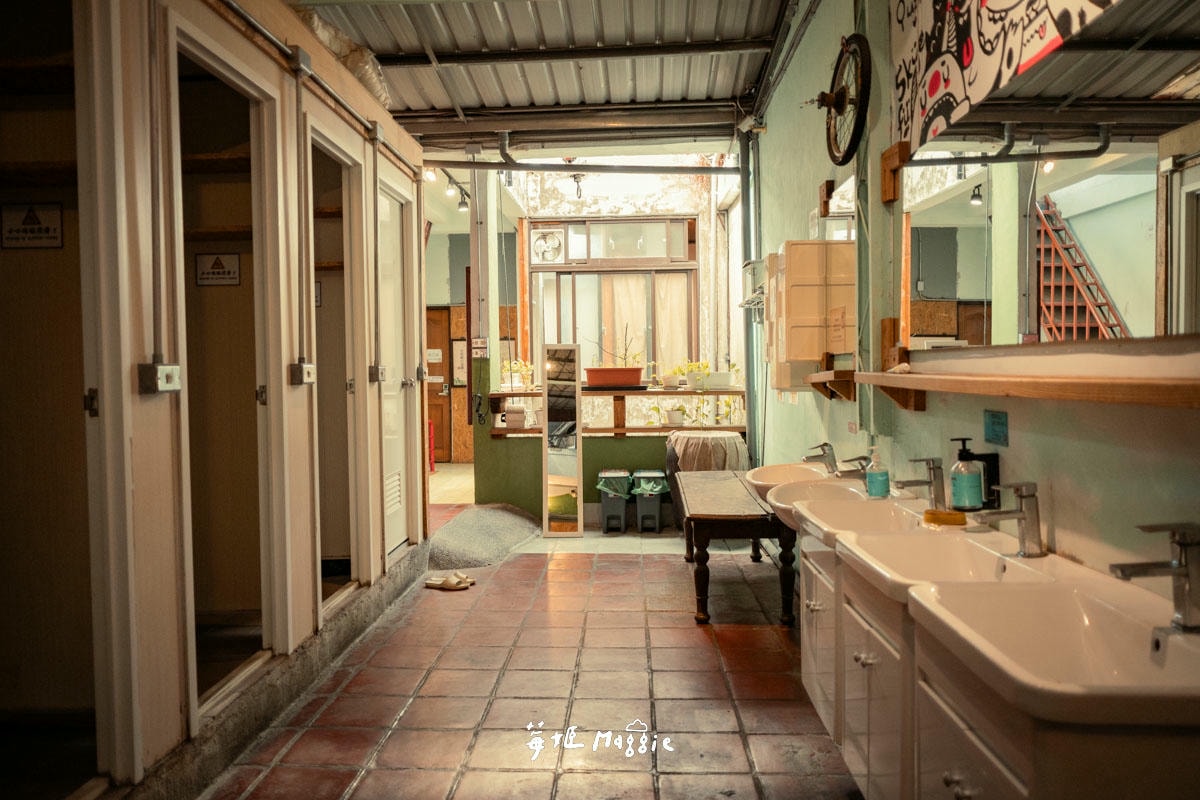 【台南背包客旅店】福憩背包客棧,蝸牛巷的古老透天厝 - 第21張圖