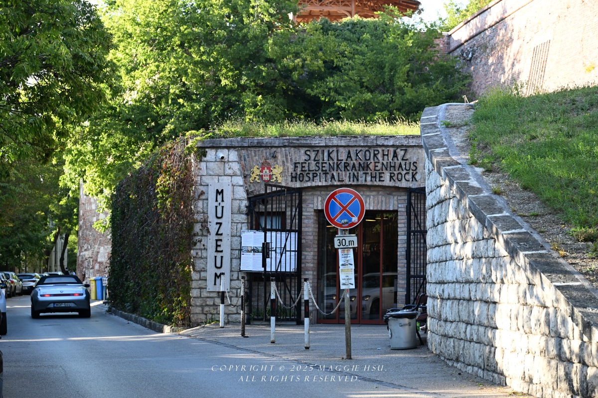 【匈牙利】岩石醫院Sziklakórház 參觀導覽、門票,蠟像造景極度逼真 - 第2張圖