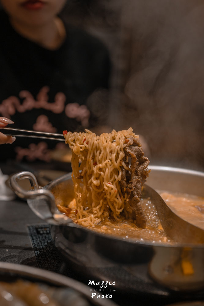 台北松江南京「藝爐晏」火鍋與畫廊的跨界驚喜! - 第44張圖 台北松江南京「藝爐晏」火鍋與畫廊的跨界驚喜!