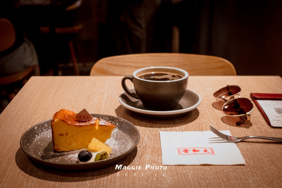 香港九龍城「大和堂咖啡廳」探訪中藥行的古韻風華！