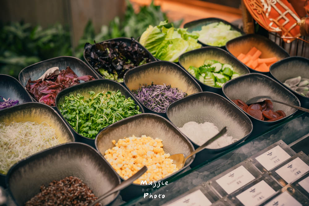 老饕口袋名單！台北福華大飯店「彩虹座」自助餐廳吃到飽