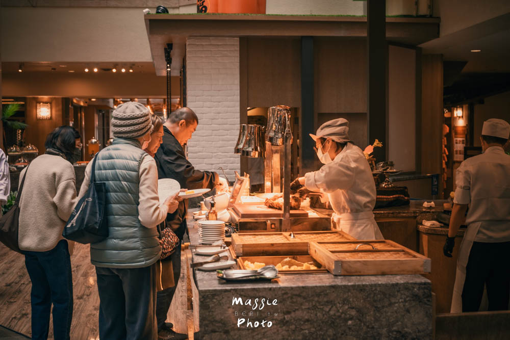 老饕口袋名單！台北福華大飯店「彩虹座」自助餐廳吃到飽