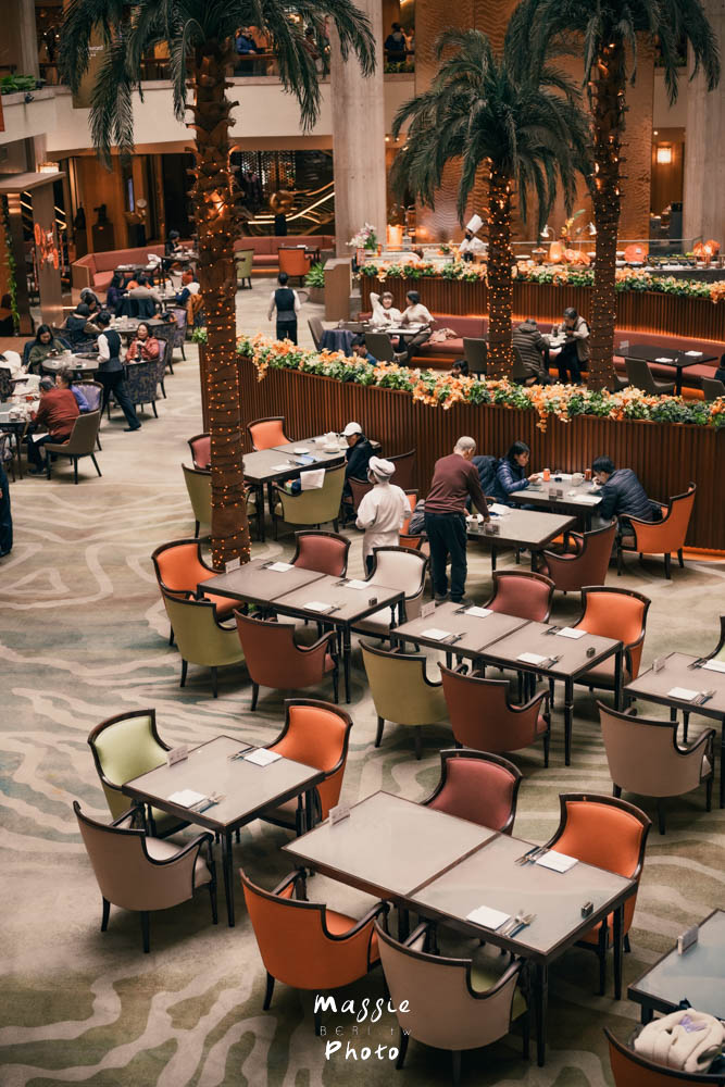 老饕口袋名單！台北福華大飯店「彩虹座」自助餐廳吃到飽