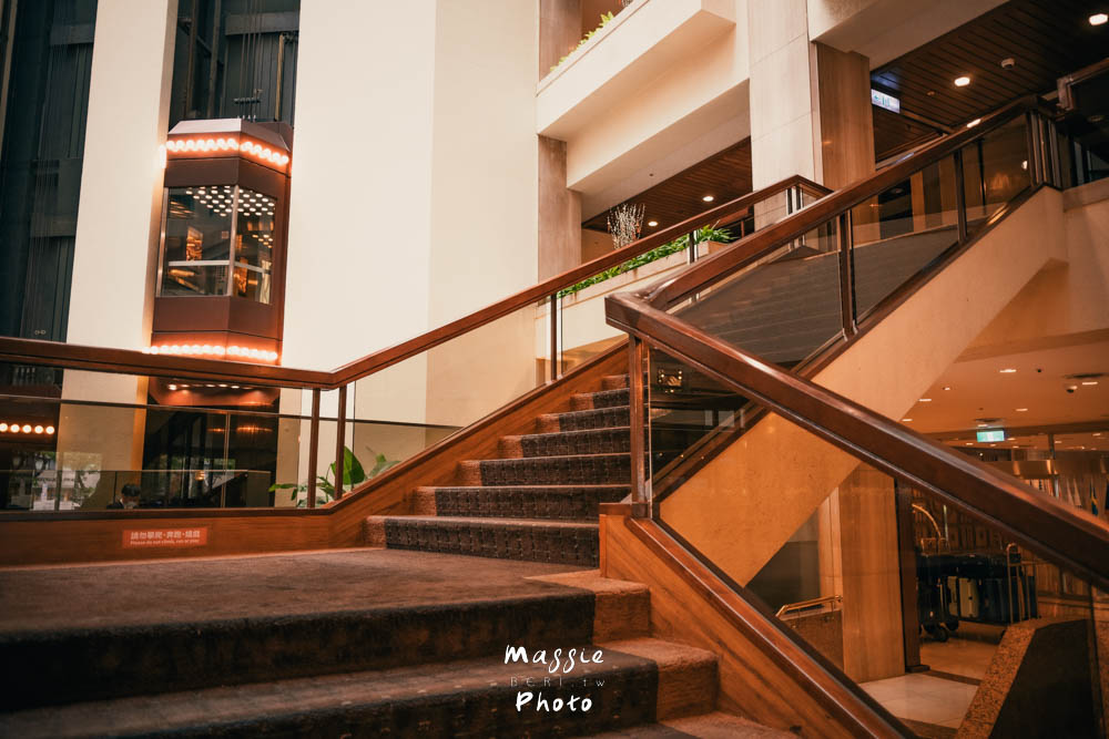 老饕口袋名單！台北福華大飯店「彩虹座」自助餐廳吃到飽