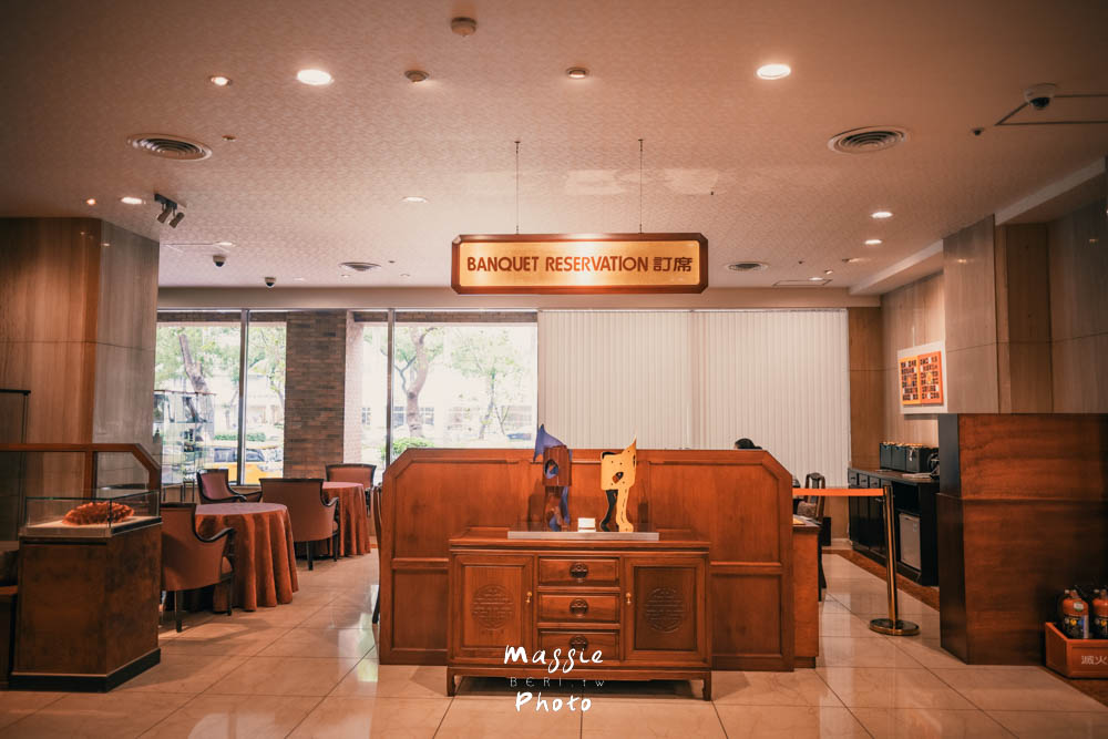 老饕口袋名單！台北福華大飯店「彩虹座」自助餐廳吃到飽