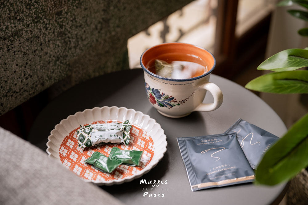 【2026茶葉禮盒】滴滴香肉桂杏仁茶心酥 × 文山包種茶的完美組合