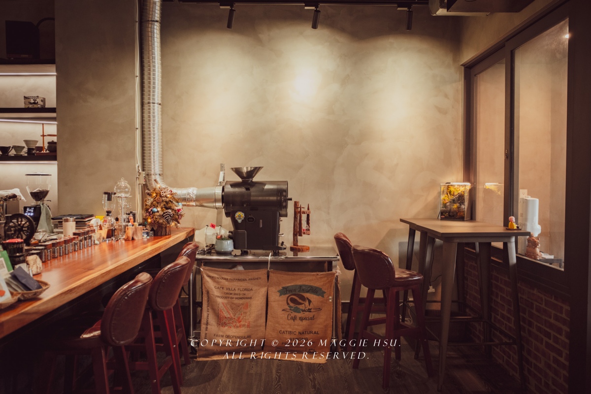 【基隆暖暖】半咖啡，一週只開4天自家烘焙 溫馨咖啡館