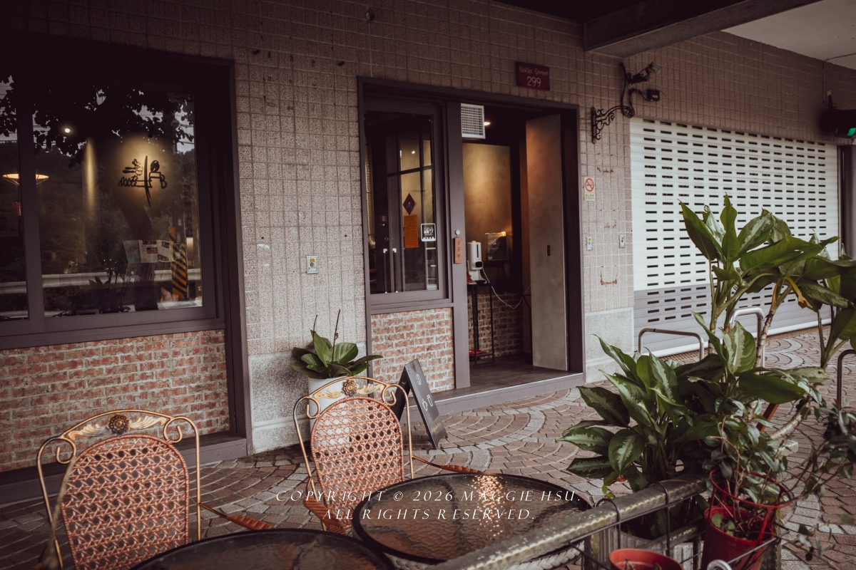 【基隆暖暖】半咖啡，一週只開4天自家烘焙 溫馨咖啡館