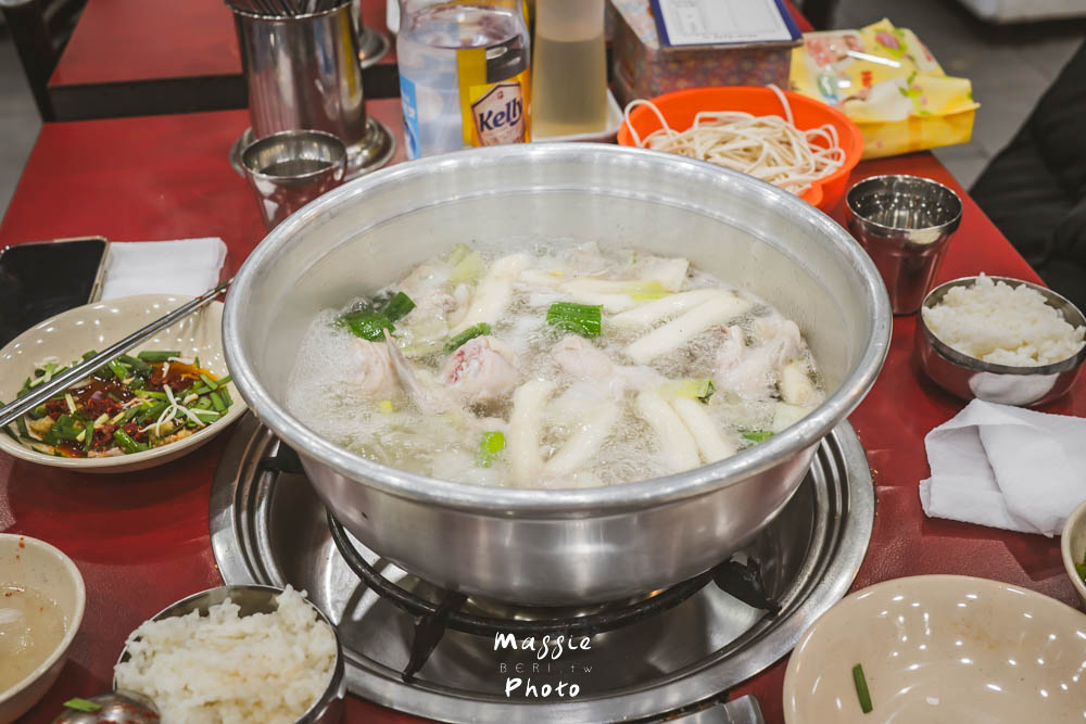 首爾東大門：陳元祖補身一隻雞，在地人都喜愛的元老級美味雞湯